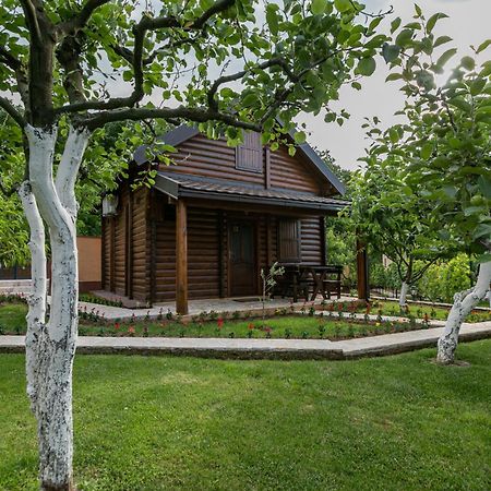 Ethno Lodge Ab Вирпазар Екстериор снимка