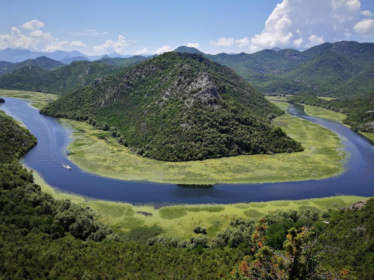 Ethno Lodge Ab Вирпазар Екстериор снимка