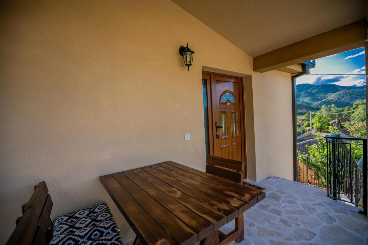 Ethno Lodge Ab Вирпазар Екстериор снимка